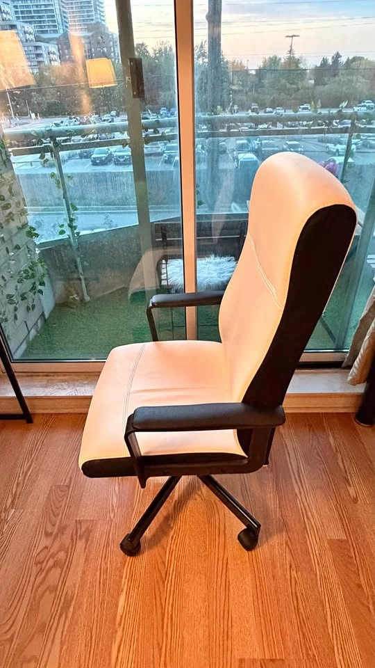 White and Black Office Chair