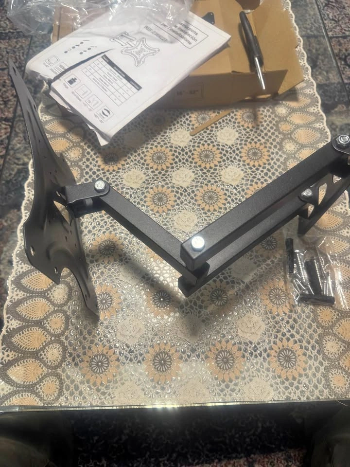 Rotating tv stand
