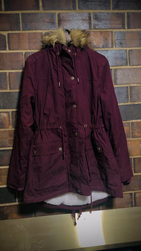 Never wore warm jacket for sale - photo 2