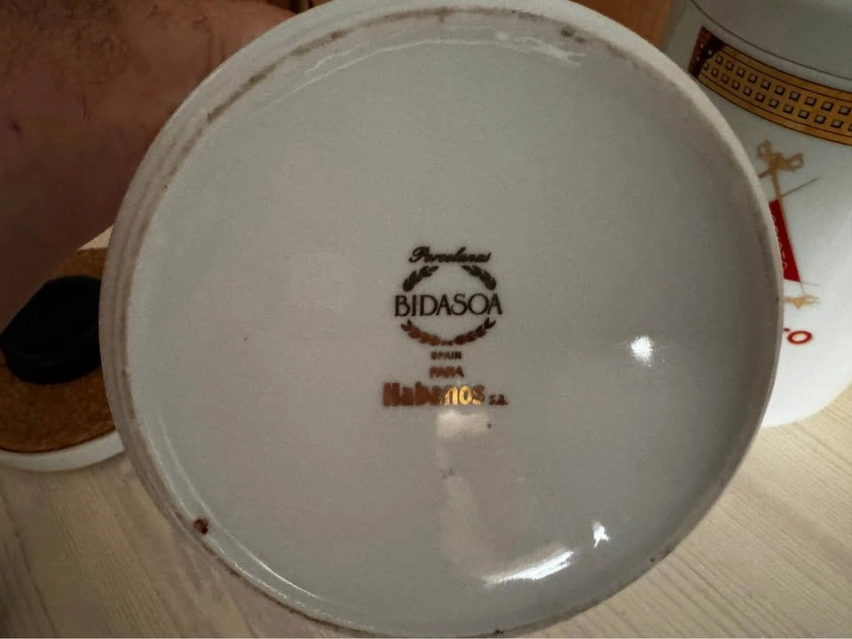 Cohiba and Monte Cristo Millennium Reserve Collector Jars - photo 4