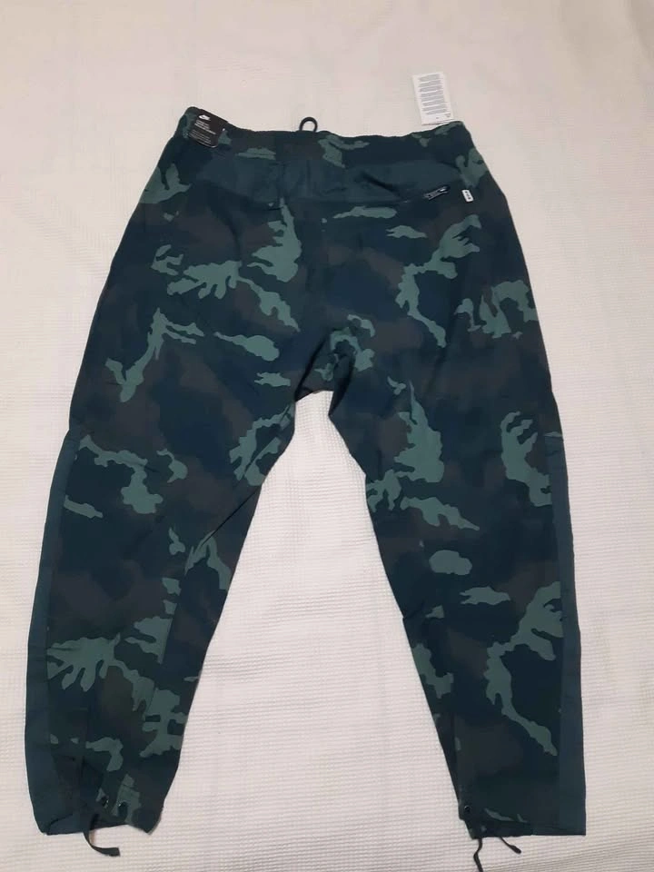 Nike NSW Green Camo Track Pants XL - photo 2