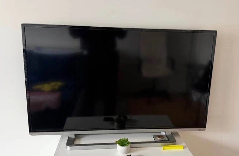 Toshiba 40L3400UC LED TV - photo 2