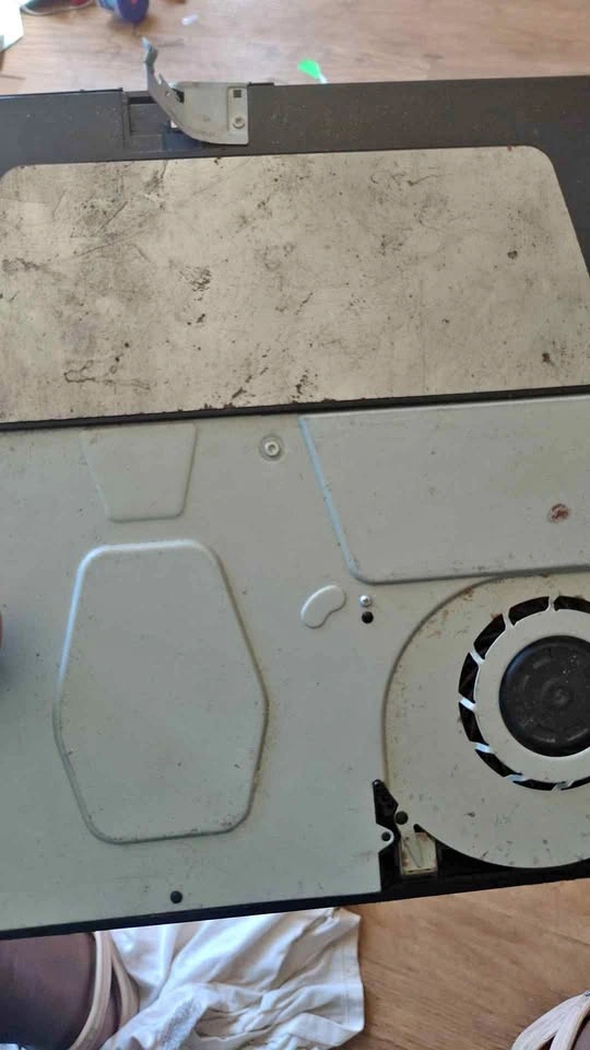 Ps4 for parts only has no hdmi and no hard drive in it