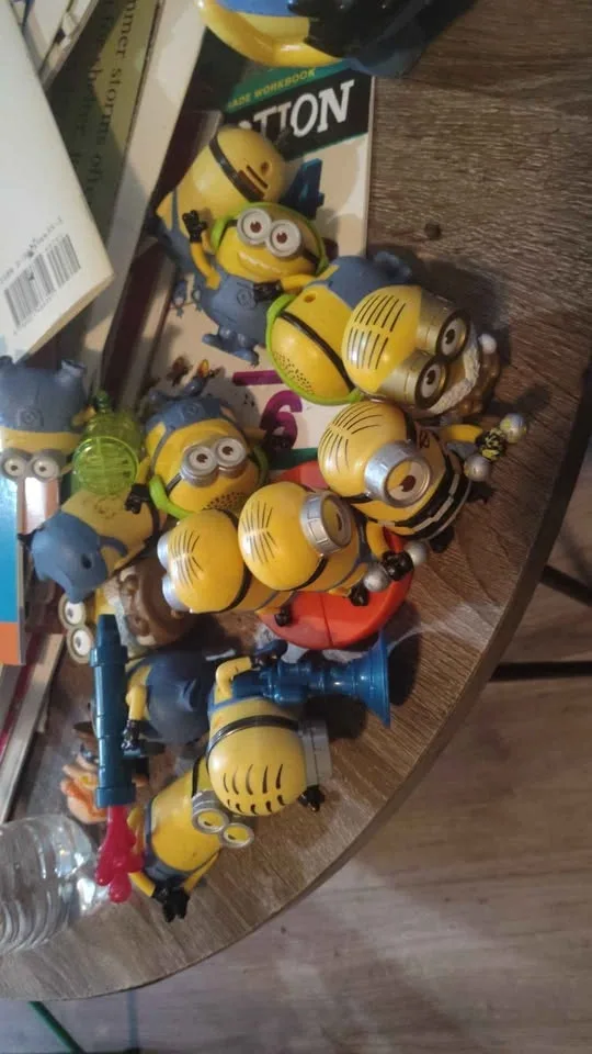 A bunch of minions with a basket - photo 5