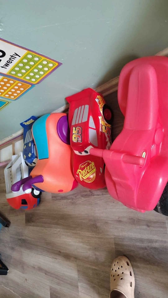 Selling a bunch of toy cars - photo 5