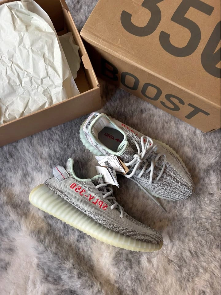 Yeezy Boost 350 V2 'Blue Tint' Size 9 - Brand New