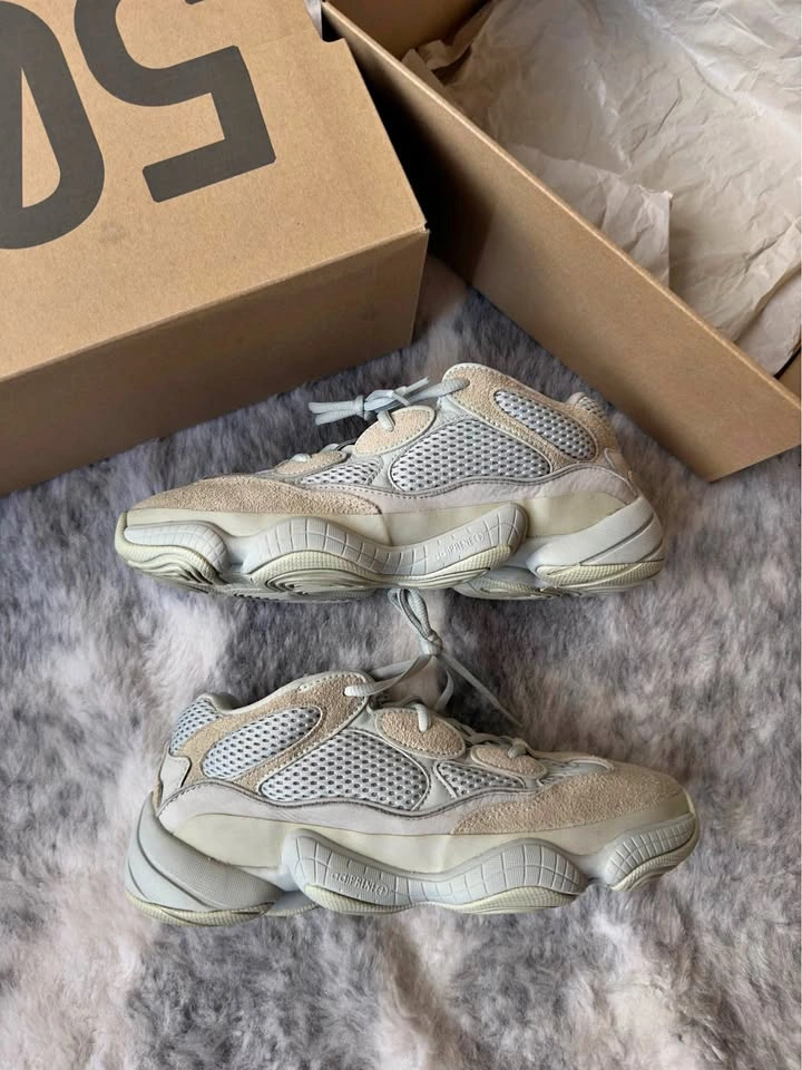 Adidas Yeezy 500 Blush Size 8 - Brand new