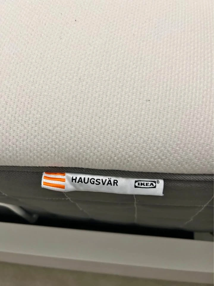 Urgent Sale: Ikea HAUGSVÄR Hybrid Queen mattress, firm