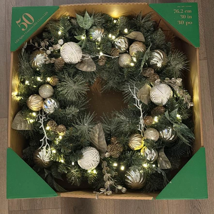 Pre-Lit 50 LED Light - Wreath - Quick Sale - photo 2