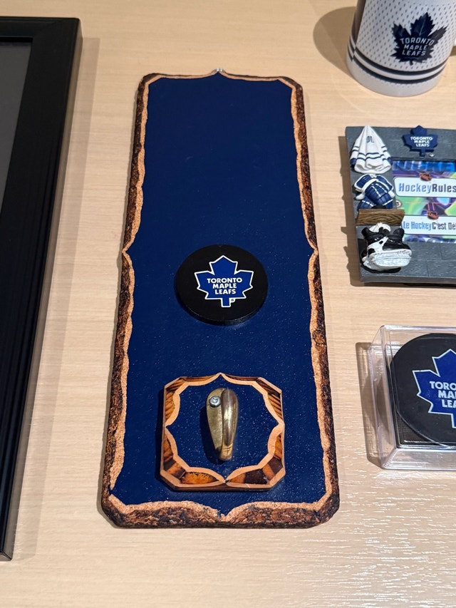 Toronto Maple Leafs Memorabilia Collection - photo 4