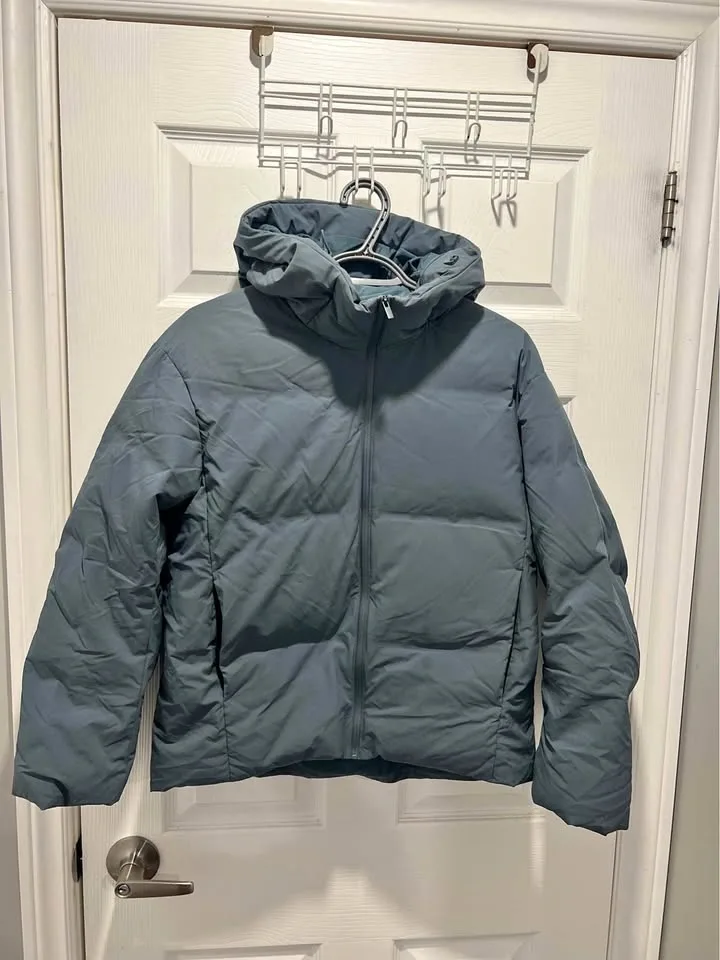 Uniqlo Women S Seamless Down Parka 750-filled insulation