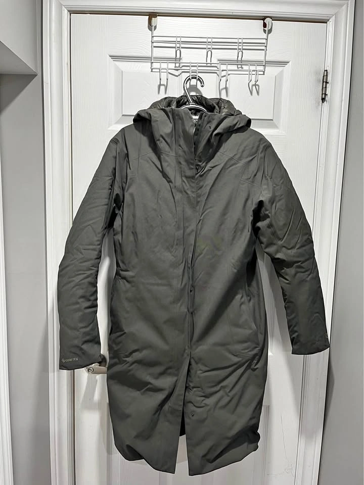 ARC’TERYX Centrale Parka Women size L