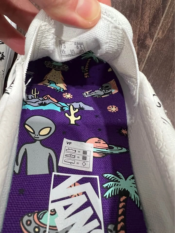 Vans U-Paint Alien Slip-on Shoes M7/W8.5 - photo 4