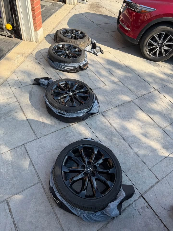 Black Alloy Mazda Tires and Rims OEM 18" - photo 5