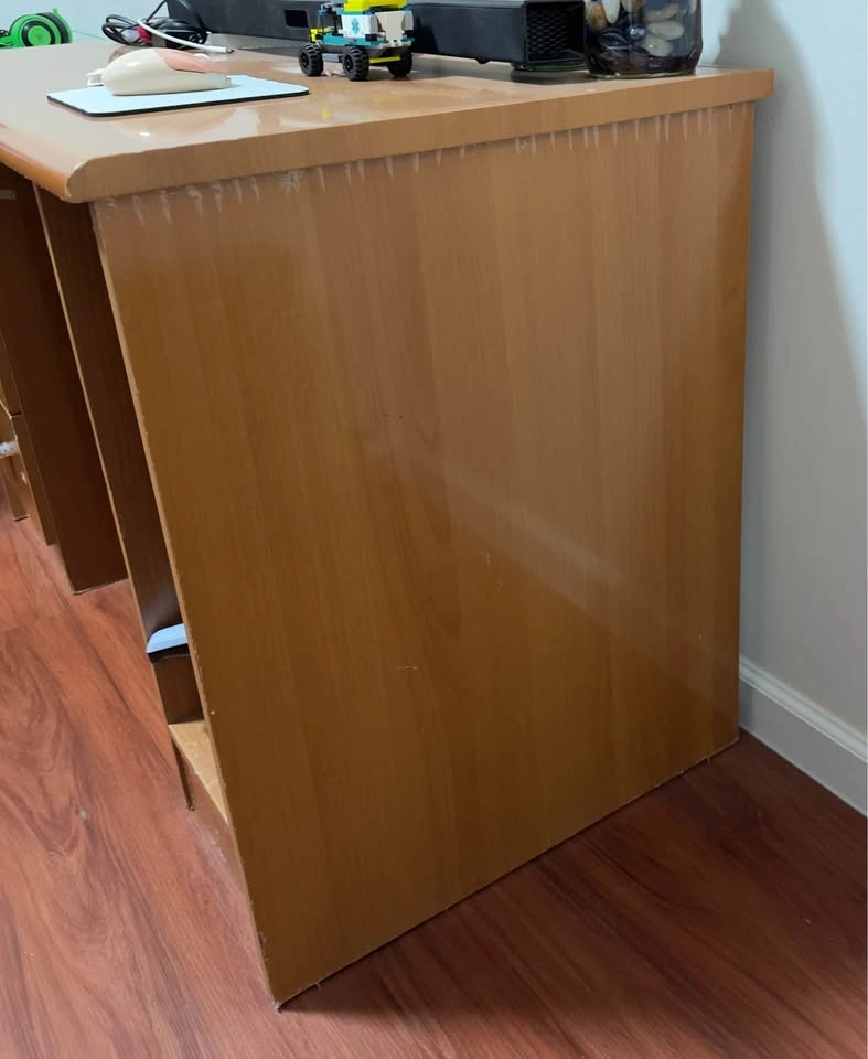 Wooden computer desk with drawers - photo 2