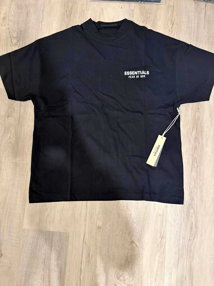 Essentials Tee