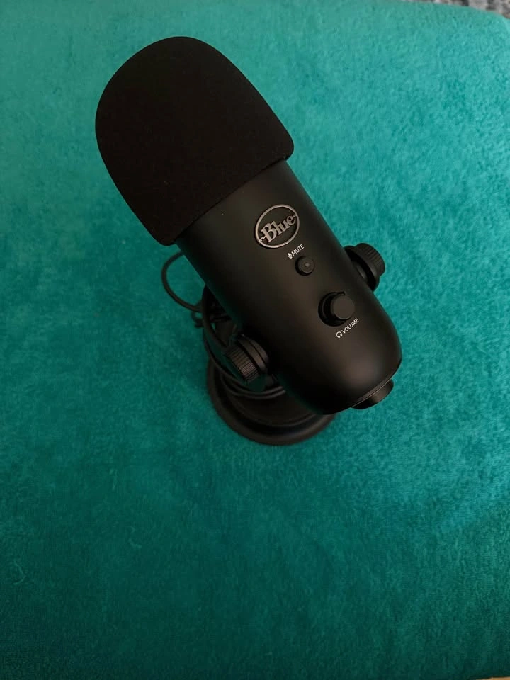 Blue Yeti USB Microphone - photo 2
