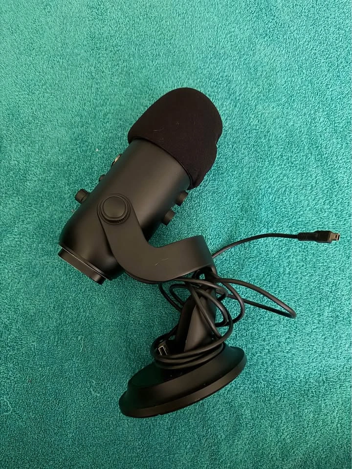 Blue Yeti USB Microphone - photo 3
