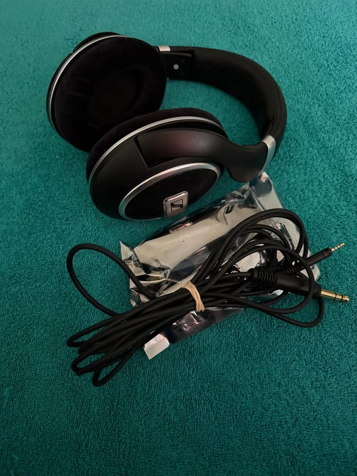 Sennheiser HD 599SE Headphones - photo 5