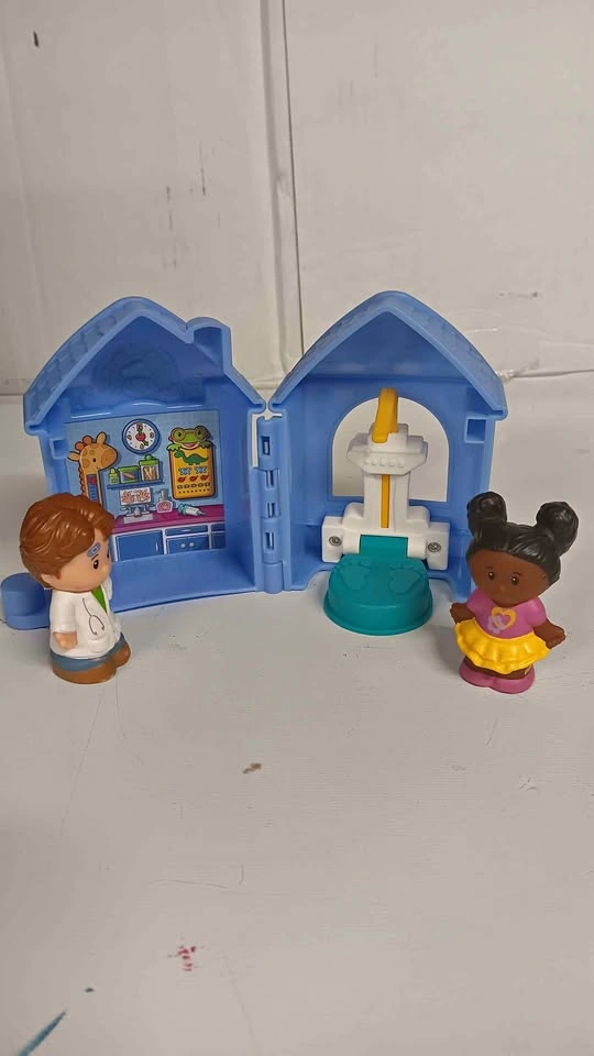 Fisher-Price Little People Doctor's Office Playset with Figures