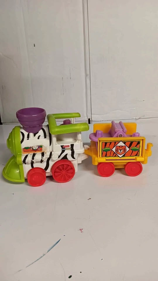 Fisher-Price Little People Zoo Train
