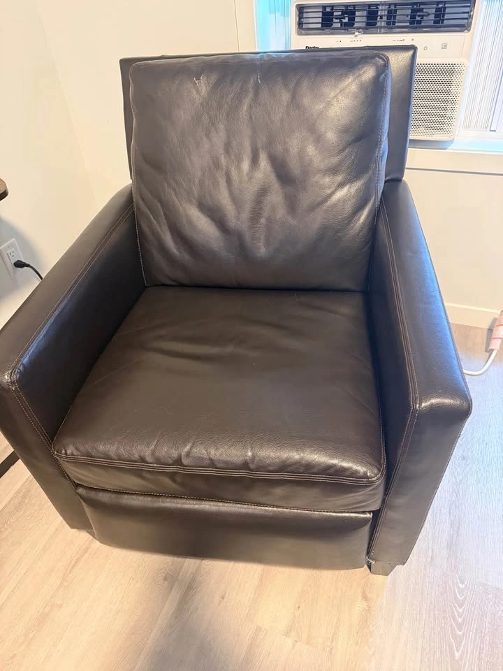 Leather Reclining Sofa + 2 Chairs – Extremely Comfortable - photo 2
