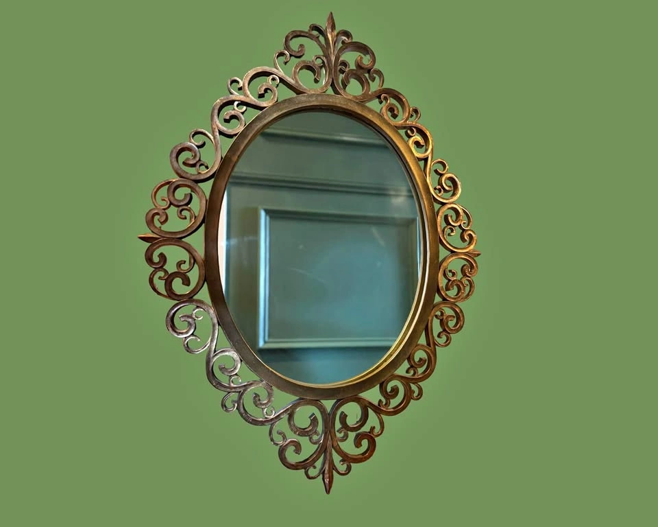 Vintage hotel, Regency style mirror by Syroco Wood ~ 1940’s -196