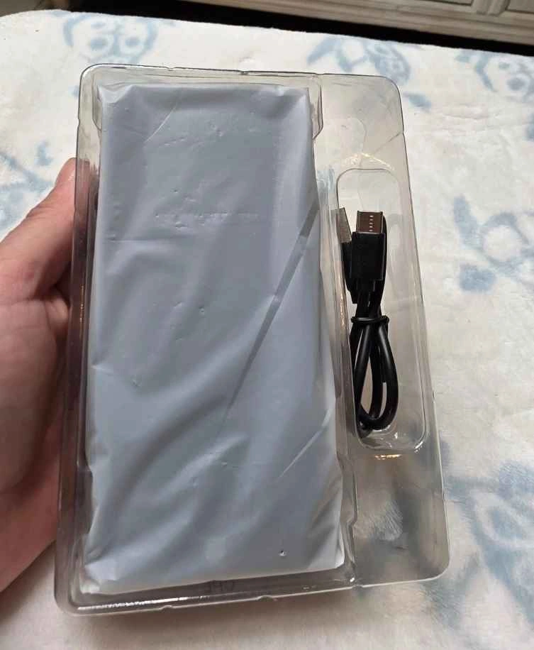 PORTABLE POWER BANK PD/30W/40000mAh - photo 5