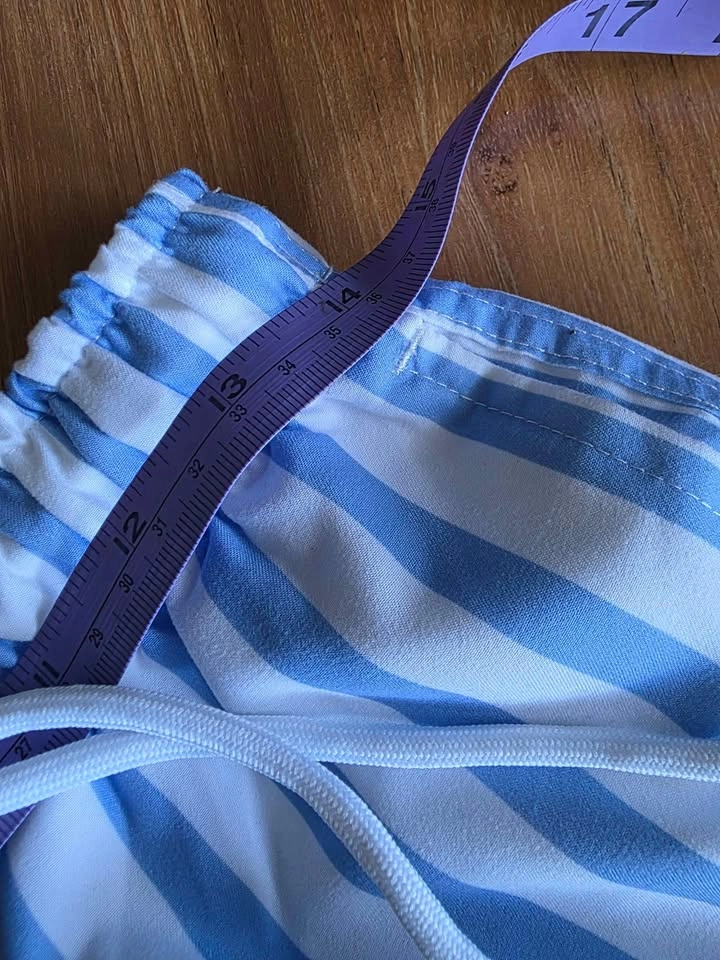 Men's light blues striped pattern swim shorts size SMALL - photo 4