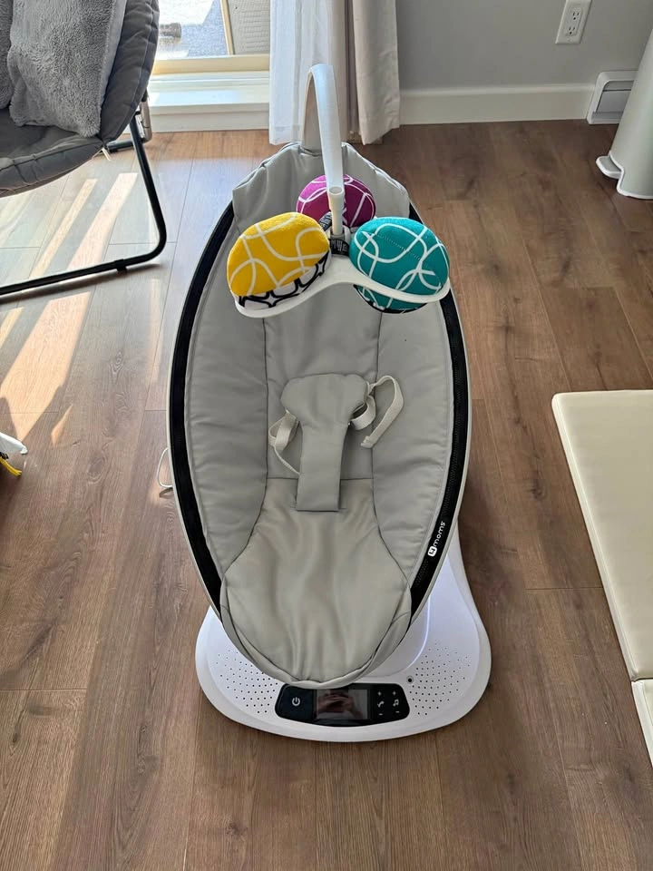 4moms mamaRoo baby rocker
