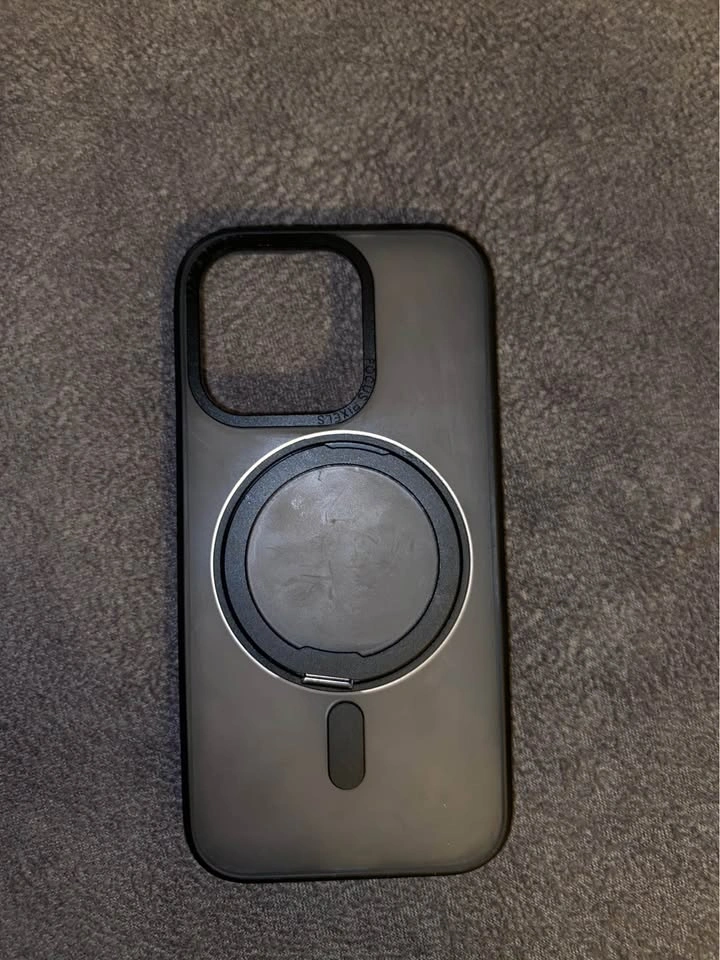 iPhone 14 Pro cases - photo 2