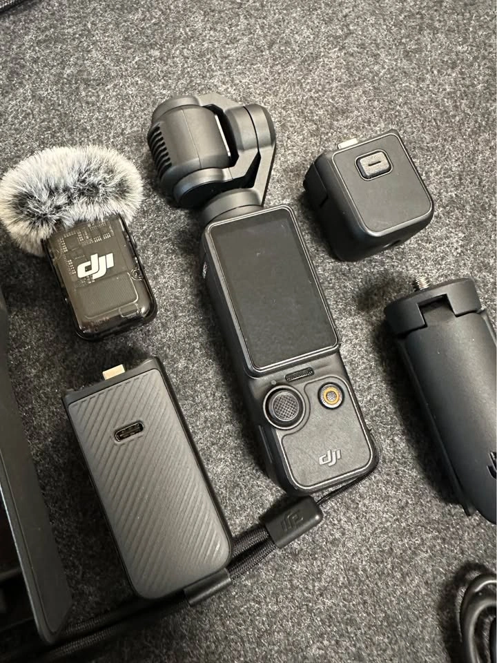 DJI Osmo Pocket 3 Creator Combo - photo 3