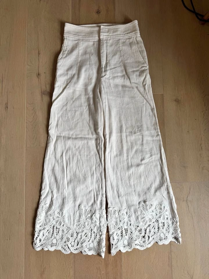 ZARA Boho White Linen Cropped Pants with Eyelet Embroidery