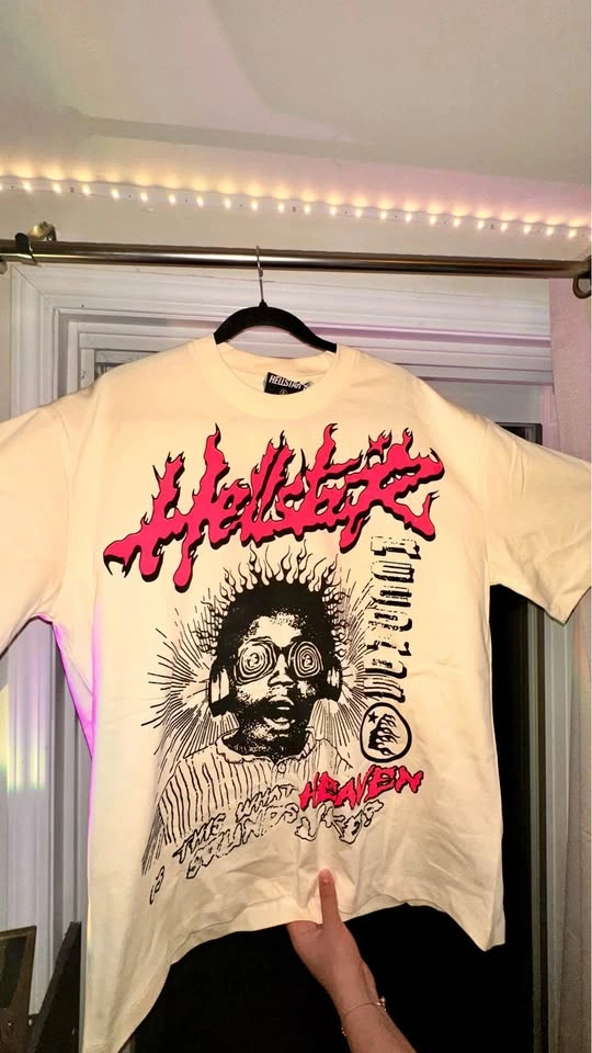 Hellstar Tshirts (LARGE) - Brand New