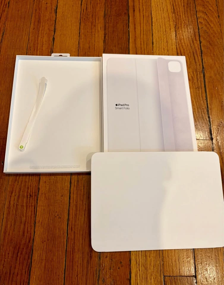 Apple iPad Pro 11-inch M5 Accessories Bundle - photo 2