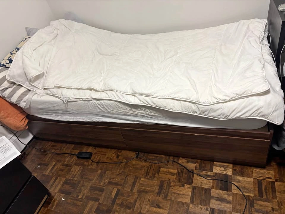 Twin Bed with storage