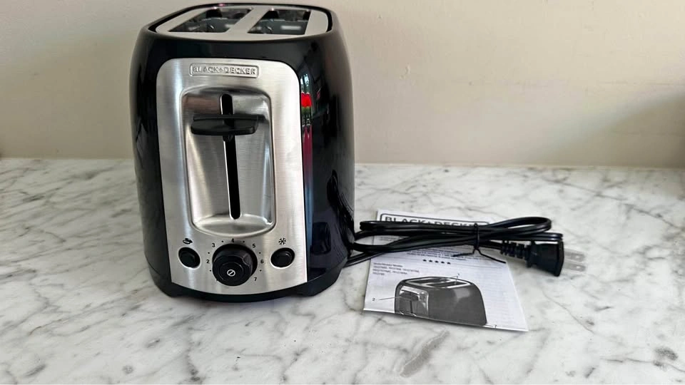 NEW Black+Decker TR1278BD 2-slice toaster black stainless steel