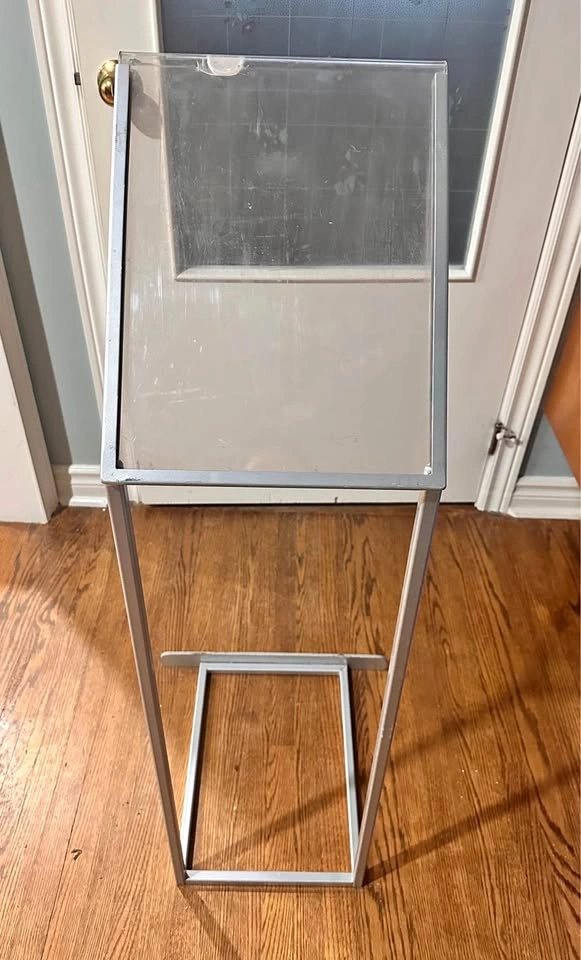 Metal Floor Standing Sign Holder / Poster & Menu Display Stand