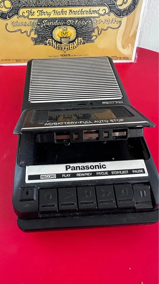 Vintage Panasonic Cassette Recorder + 1970 Van Morrison Poster - photo 2