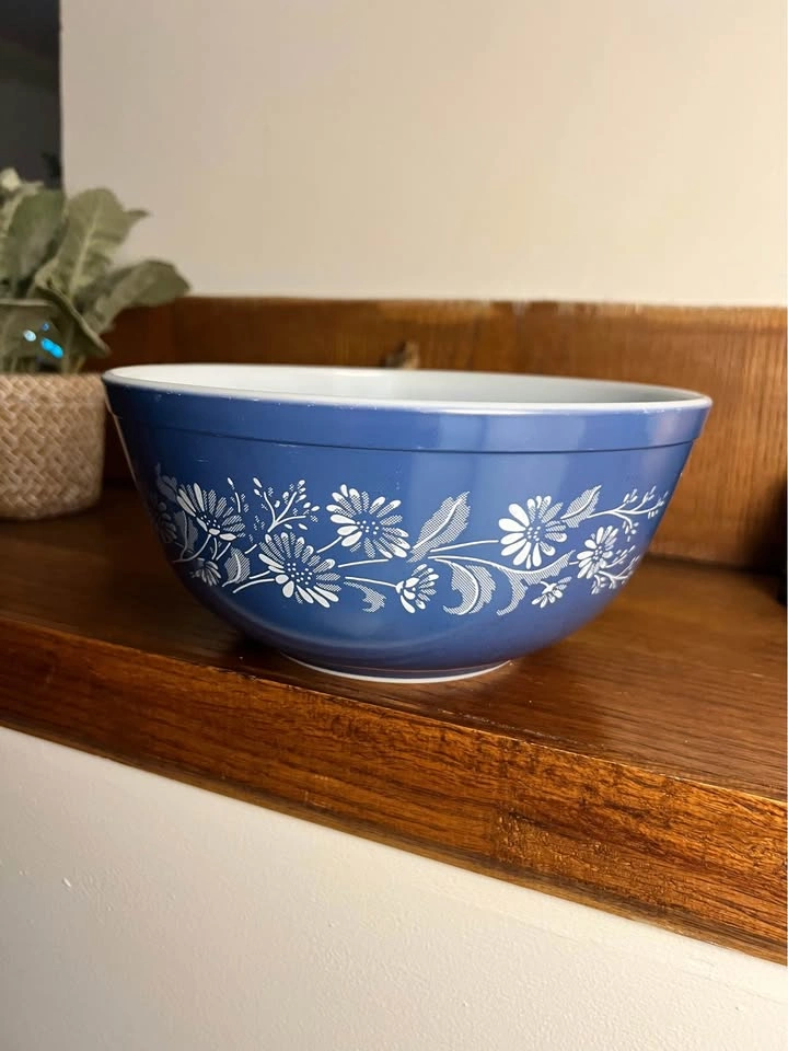 Vintage Pyrex Mixing Bowl Set – Autumn Harvest, Woodland & Colon - photo 2