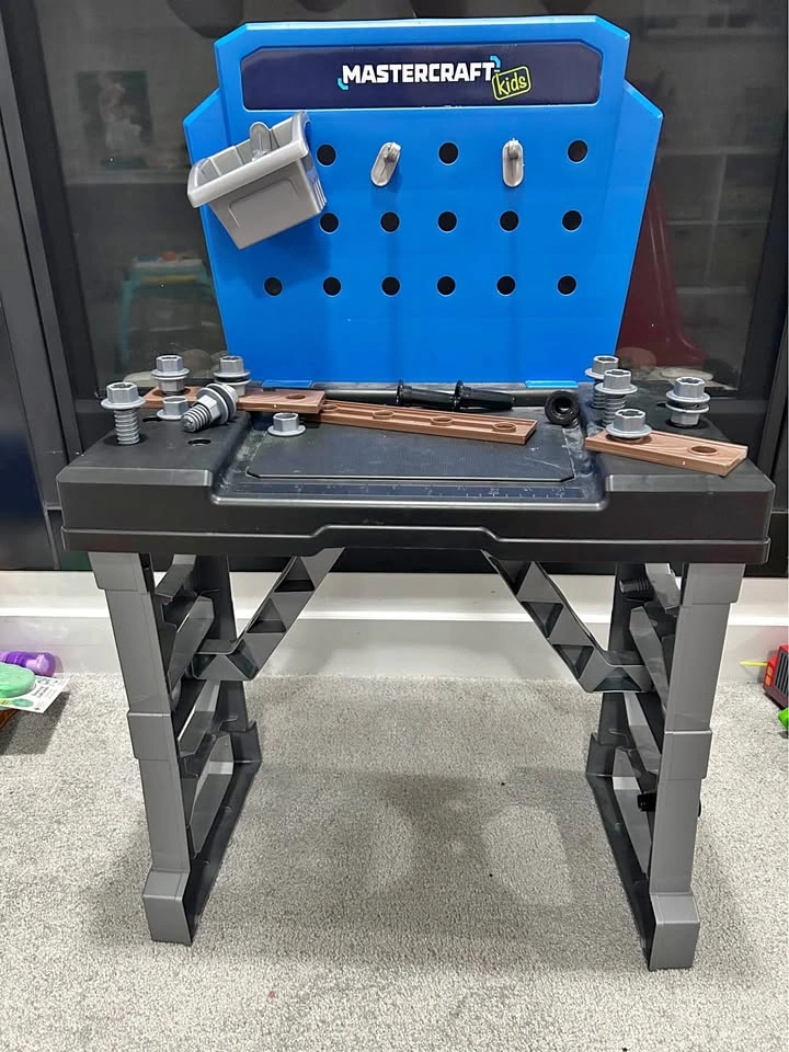 Mastercraft Kids Tool Table