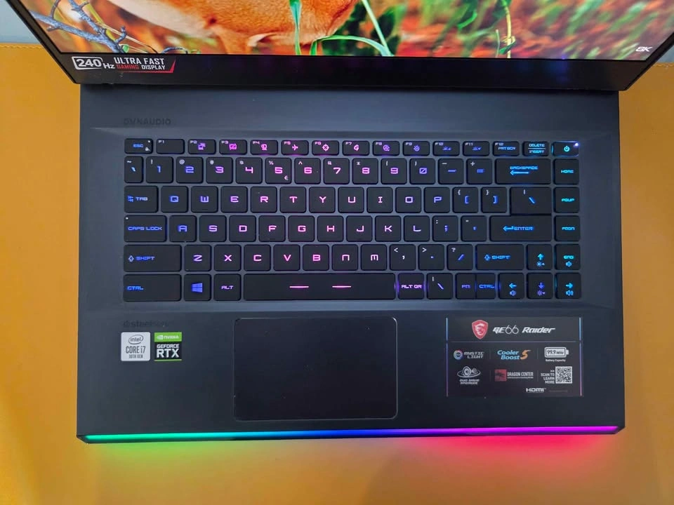MSI GE66 Raider Gaming Laptop - RTX 2070, 240Hz, Cooling Pad - photo 2