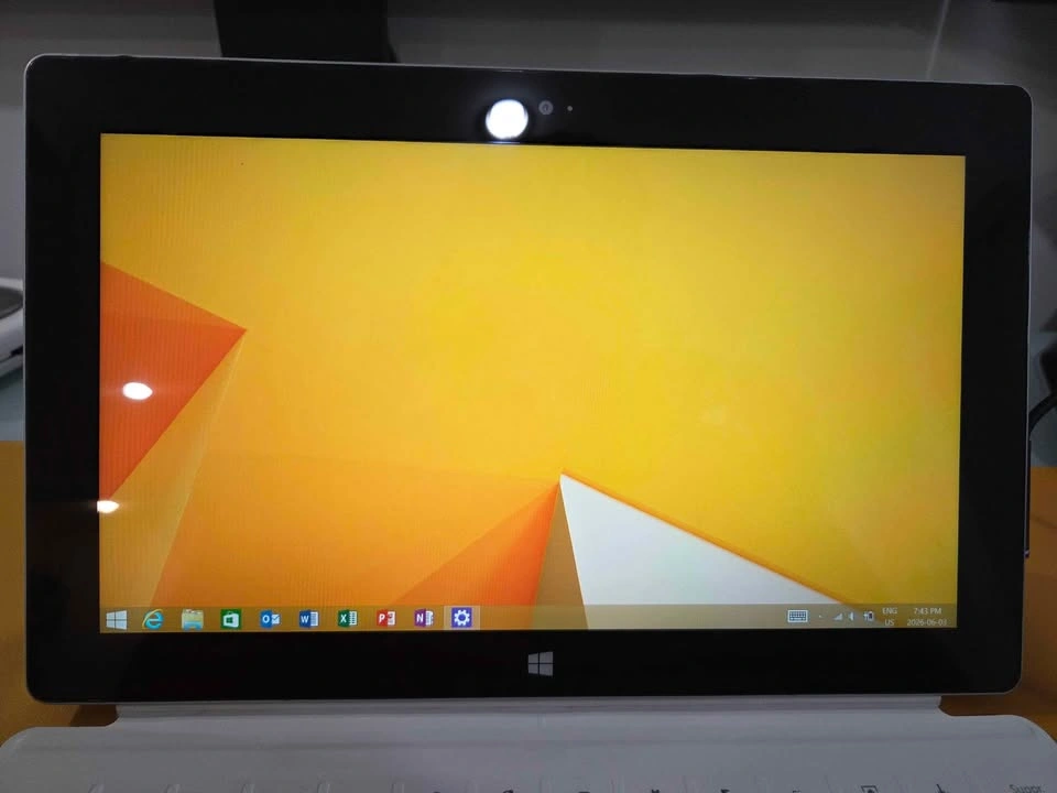 Microsoft Surface RT 32GB + White Touch Cover Keyboard - photo 2