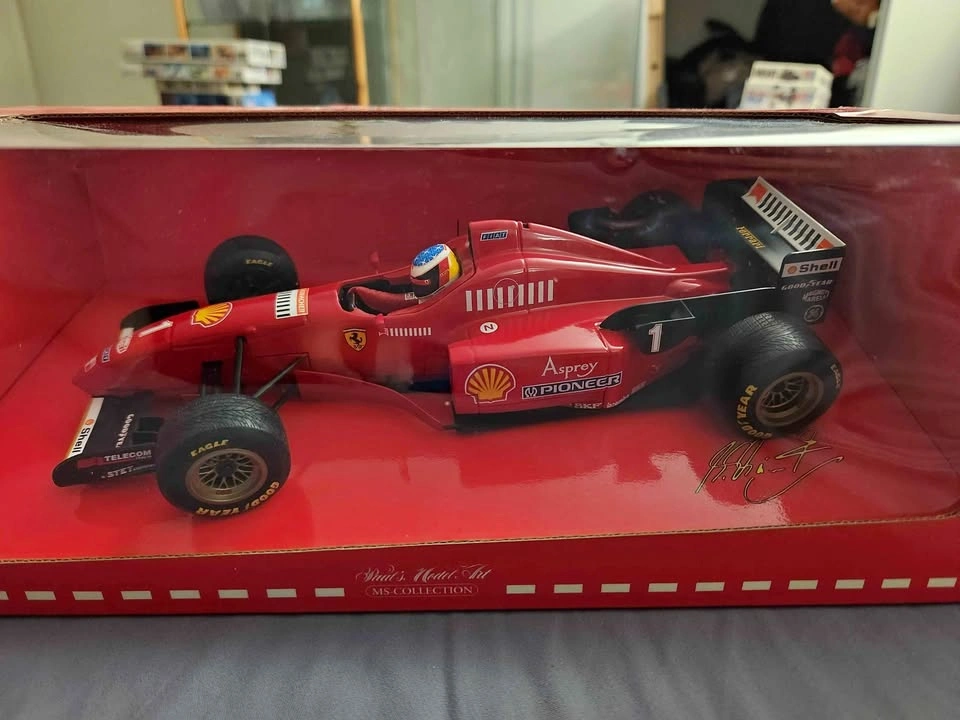 Michael Schumacher Ferrari F310 1996 1:18 Model Car