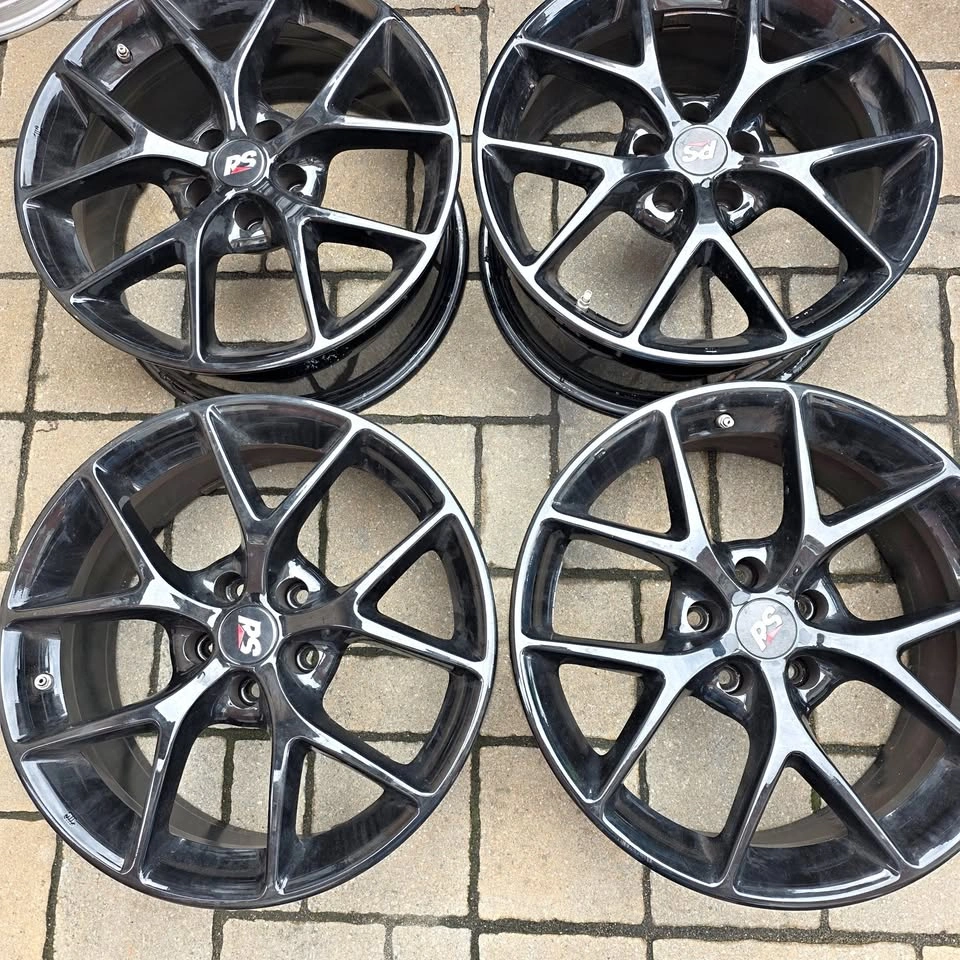 18 inch RS DBR black alloy rims with tpms sensors 5x112