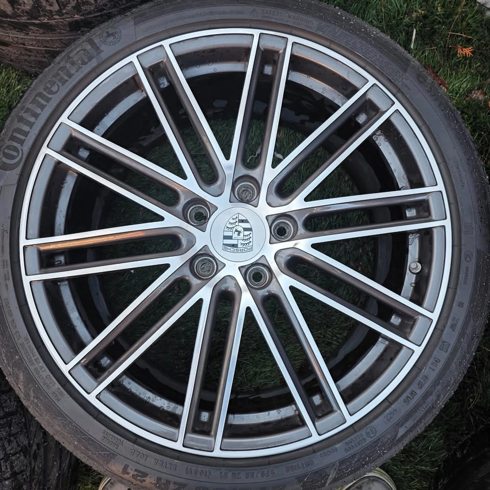 21 inch Porsche Panamera OEM Forged Rims with Summer Tires - photo 4
