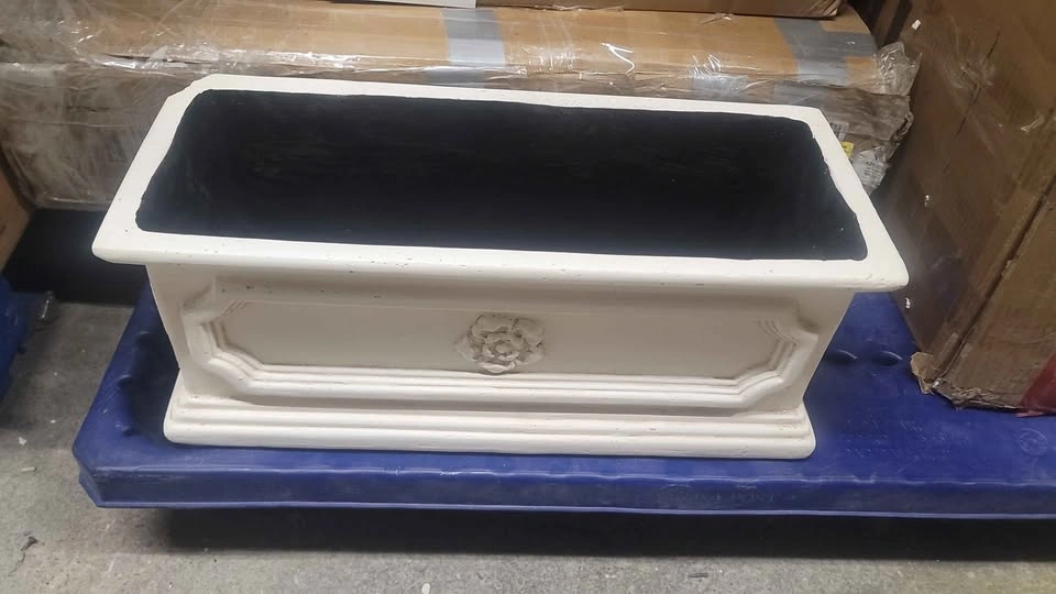 20 in. x 8 in. Light Aged White Stone Window Boxes & Troughs - photo 3