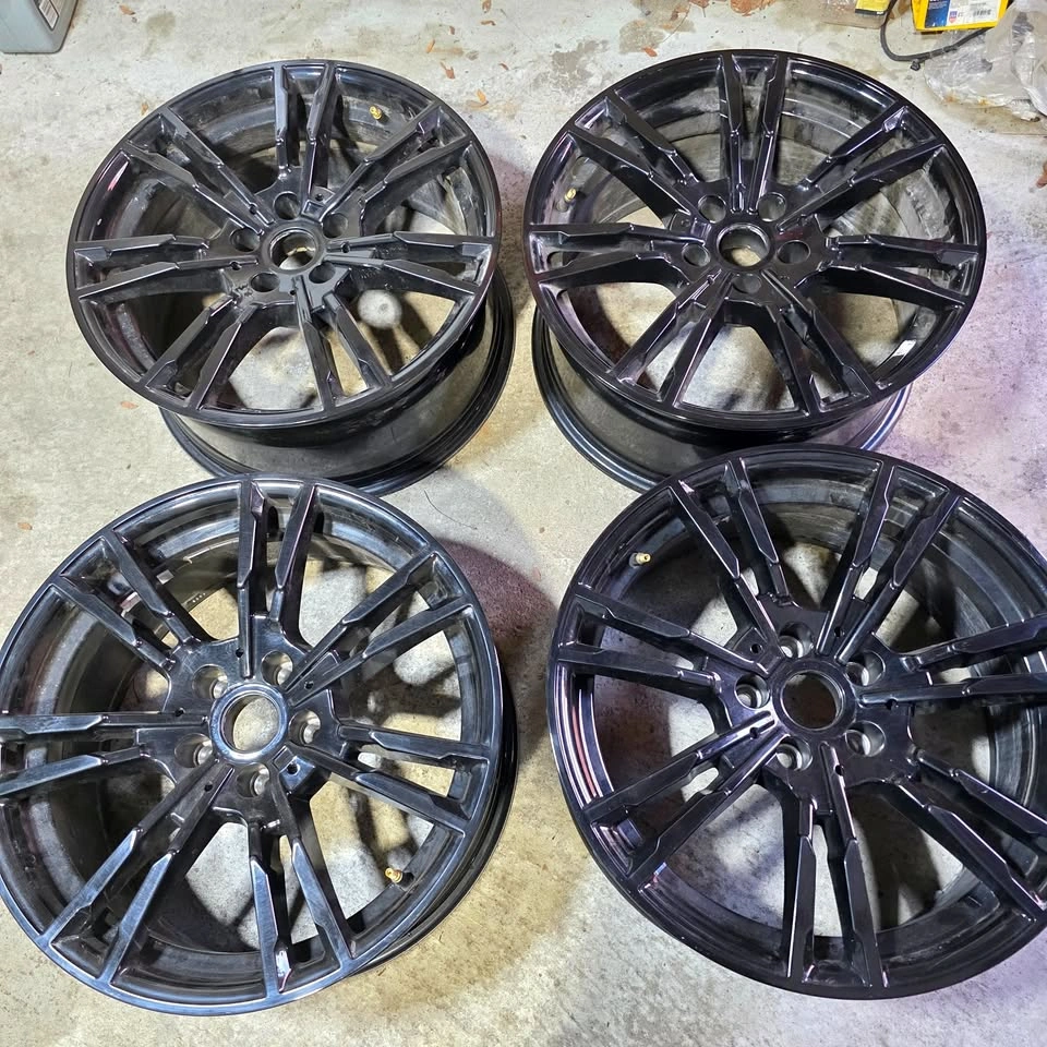 18 inch black replica alloy rims 5x112