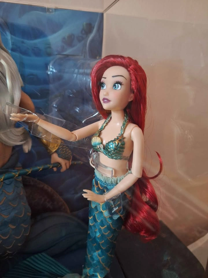 New Fairytale Series Ariel & King Triton 4117 Disney Store Exclu - photo 3