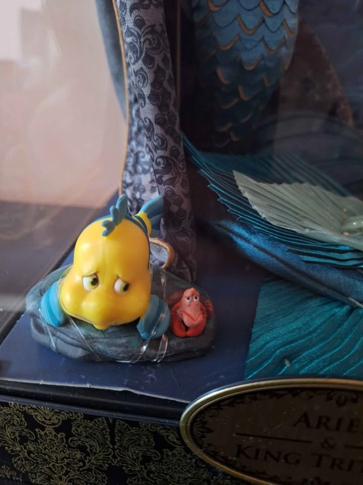 New Fairytale Series Ariel & King Triton 4117 Disney Store Exclu - photo 5